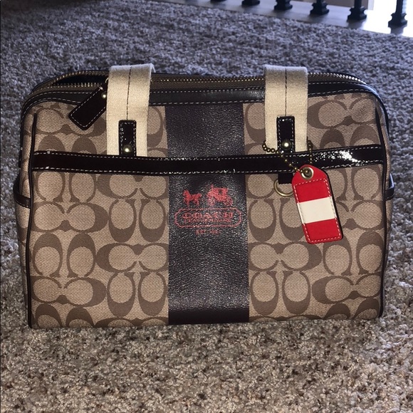 Coach Handbags - Coach hand bag